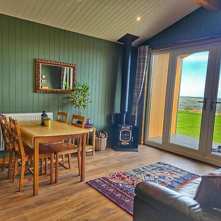Hotel Under The Oak Glamping Caerphilly Zewnętrze zdjęcie